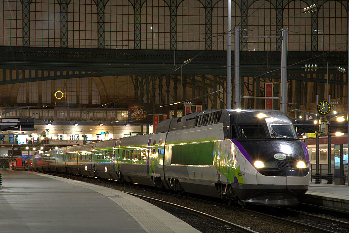 TGV 4551