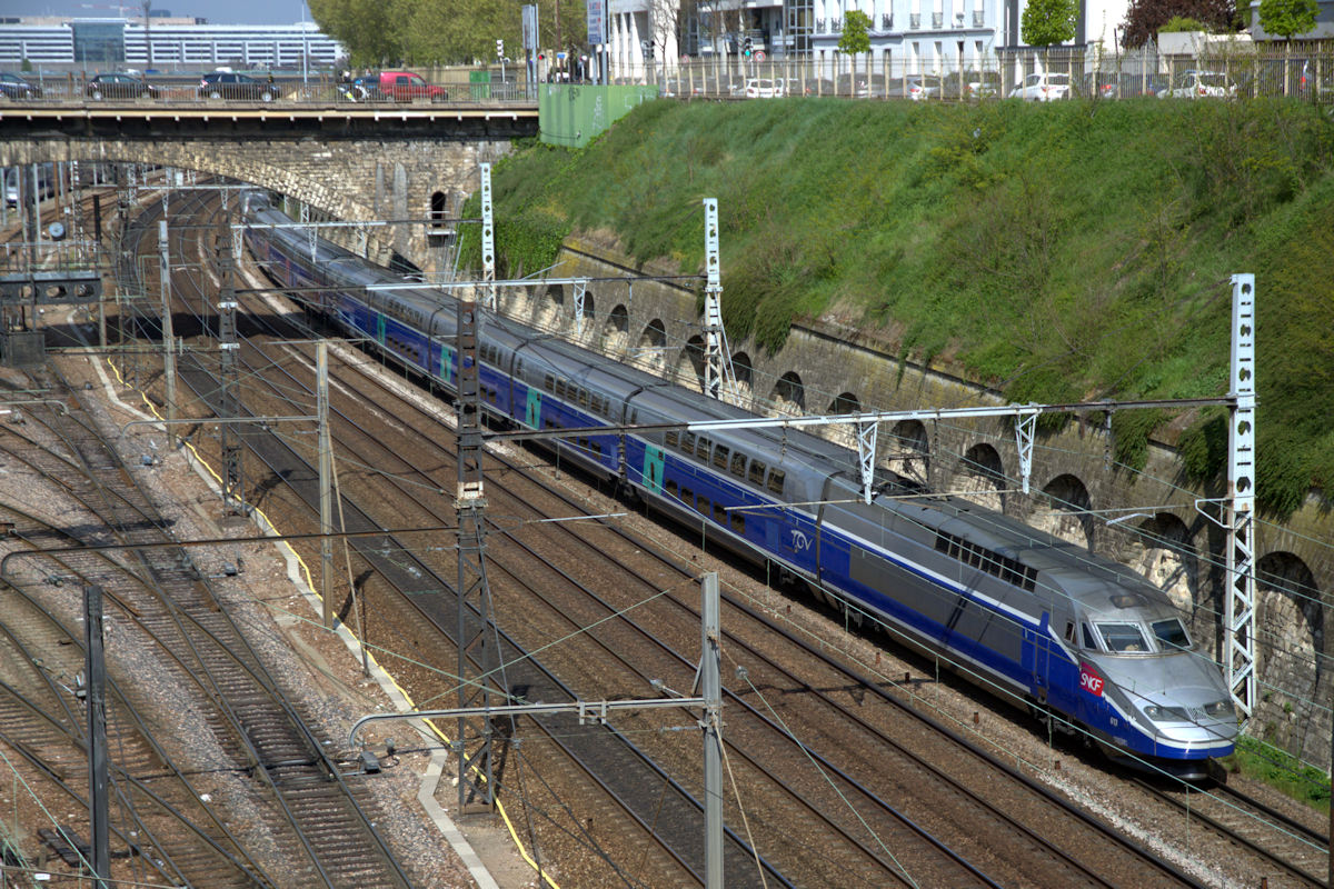 TGV 613 + TGV 811