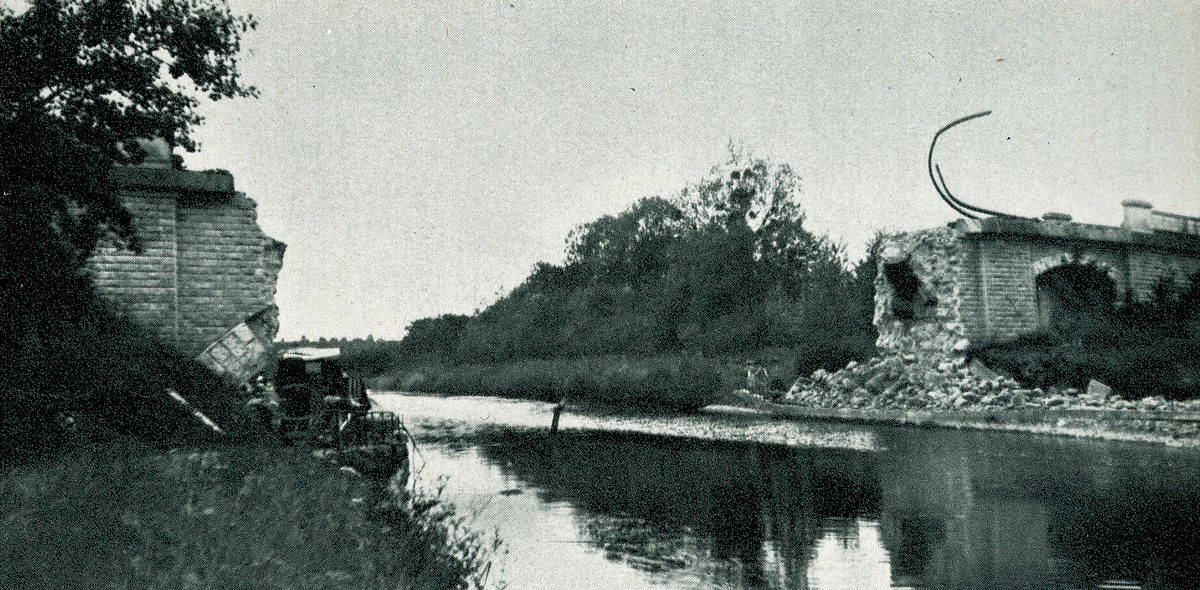 RECONSTRUCTION DU PONT D'ESBLY SUR LE CANAL DE MEAUX À CHALIFERT (1940-1941) • DESTRUCTION DE LA VOÛTE