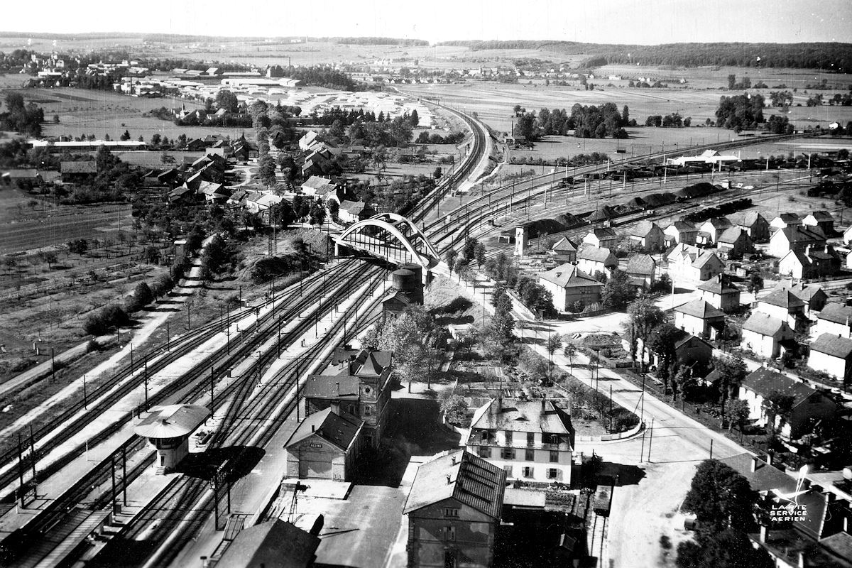 RÉDING • GARE