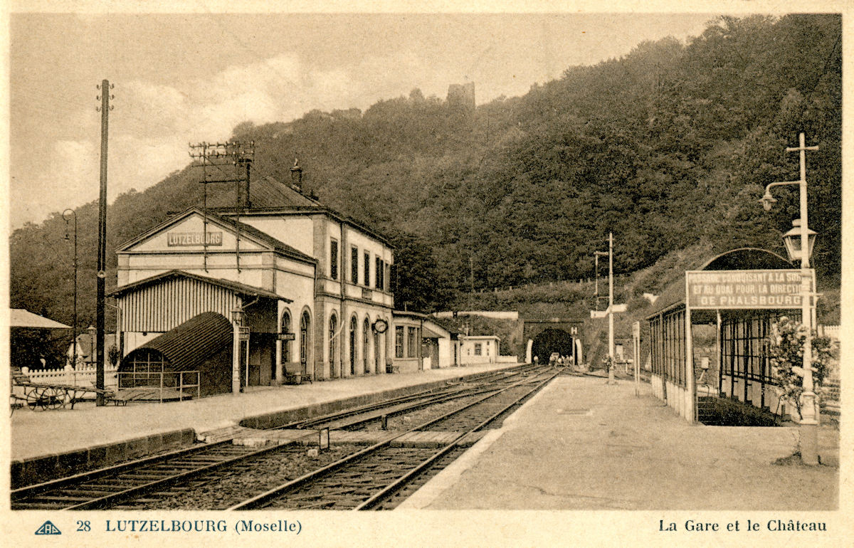 LUTZELBOURG • BÂTIMENT VOYAGEURS