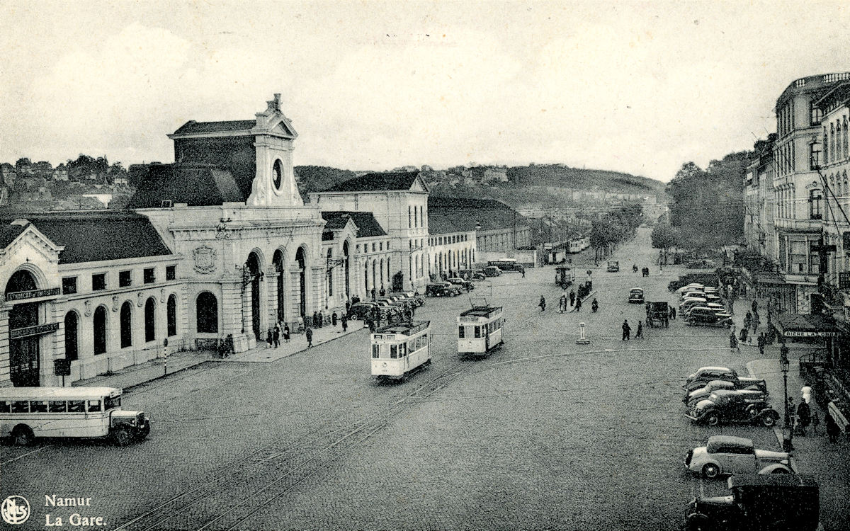 NAMUR • BÂTIMENT VOYAGEURS