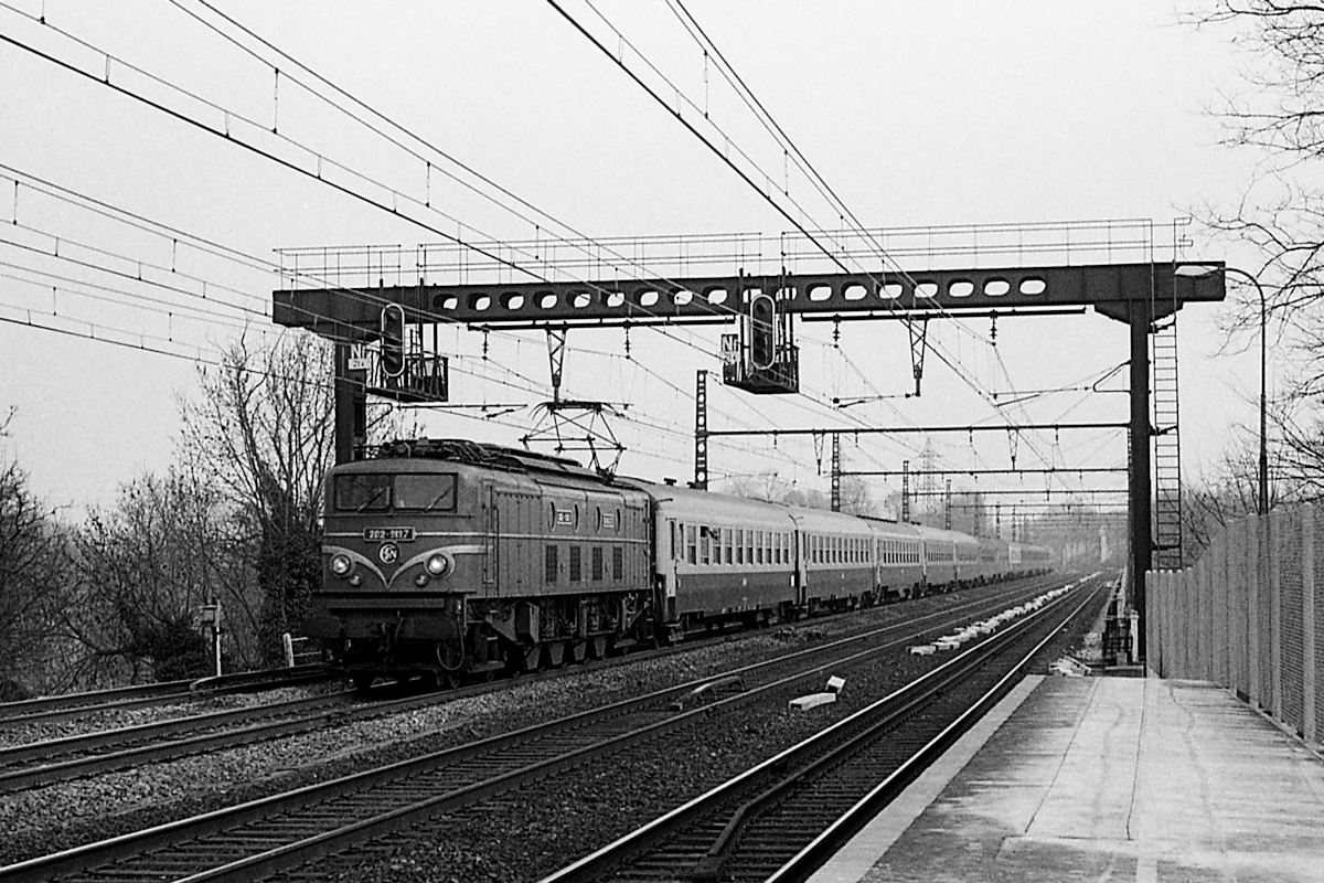 2D2 9127