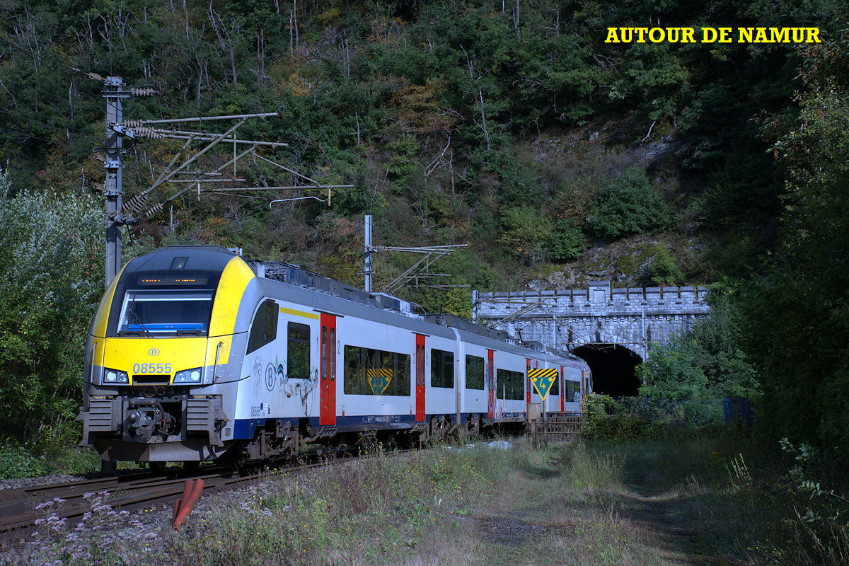 AUTOUR DE NAMUR