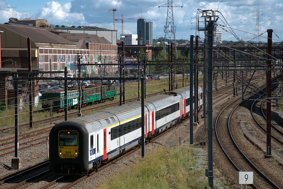 AM96 504 SNCB • INTERCITY 3834 HERSTAL > MONS