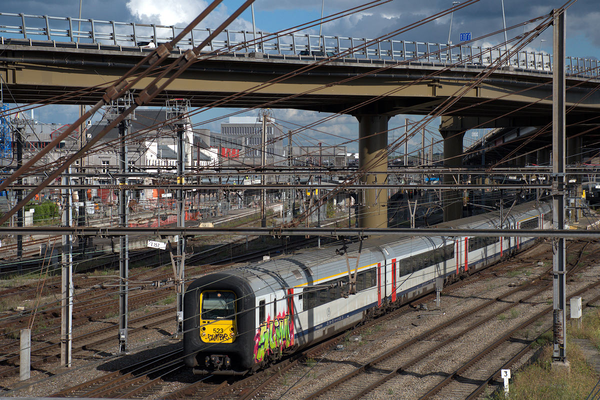 AM96 523 SNCB • INTERCITY 3837 HERSTAL > MONS
