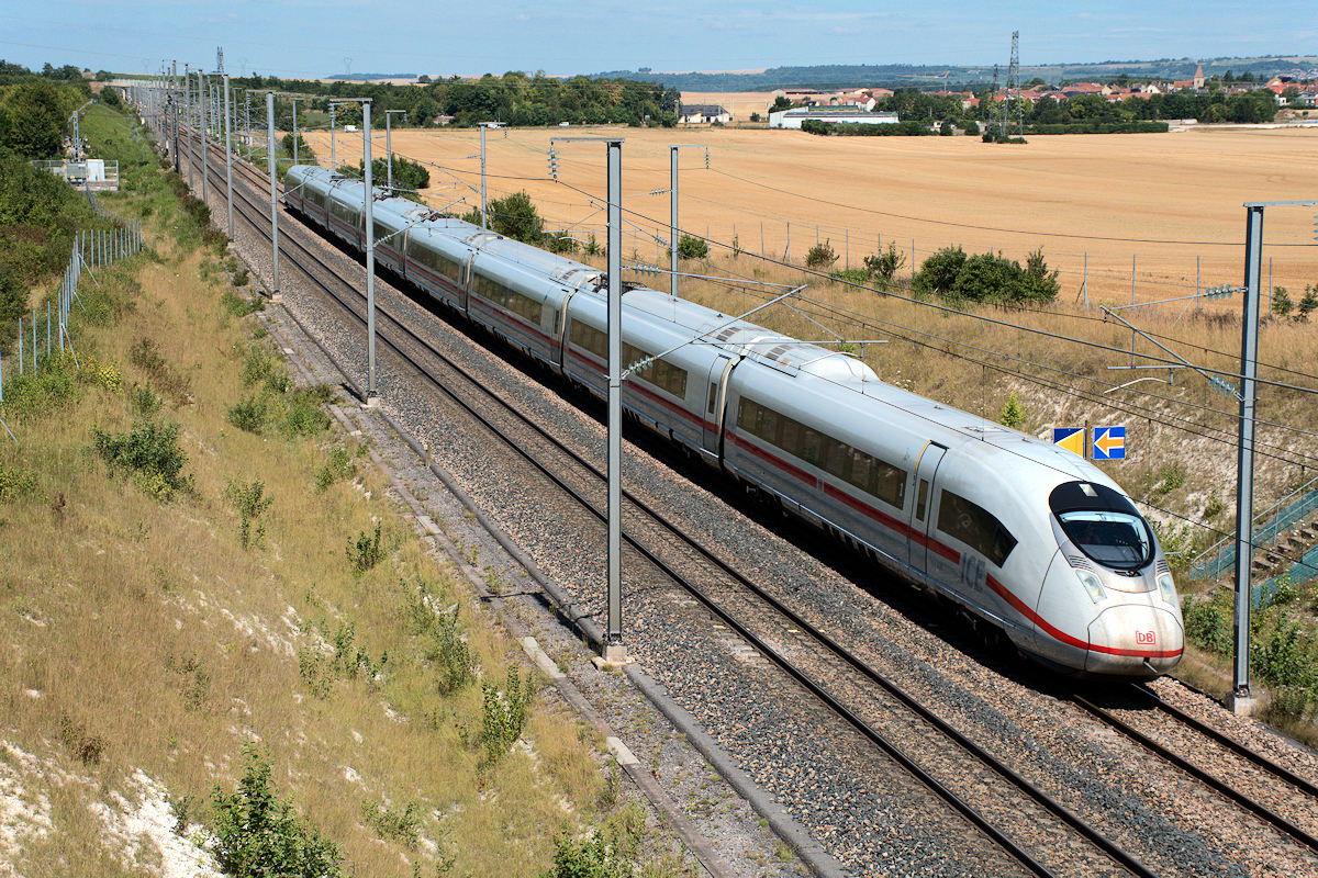 DB SÉRIE 407 • RAME 709