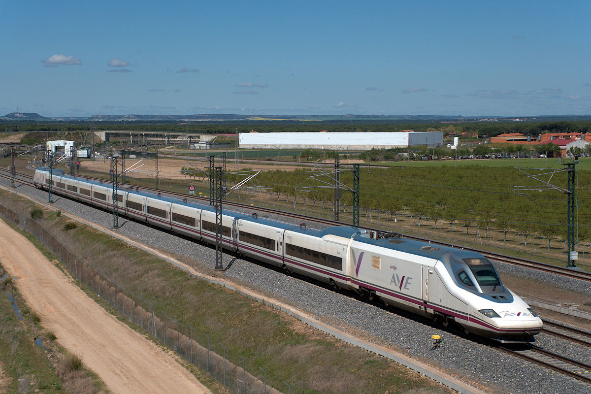 SÉRIE 112 RENFE • AVE 05170 LEÓN > VALÈNCIA JOAQUÍN SOROLLA