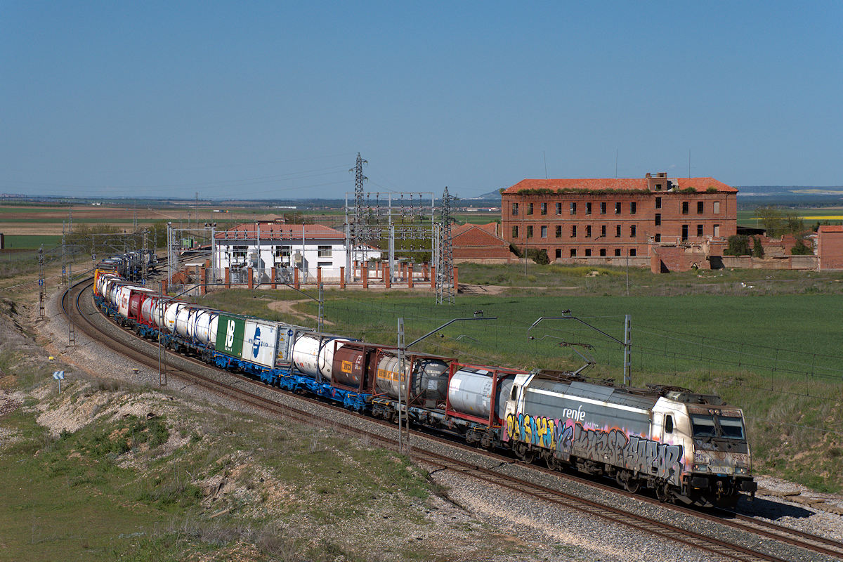 SÉRIE 253 RENFE MERCANCÍAS • 253-083-0
