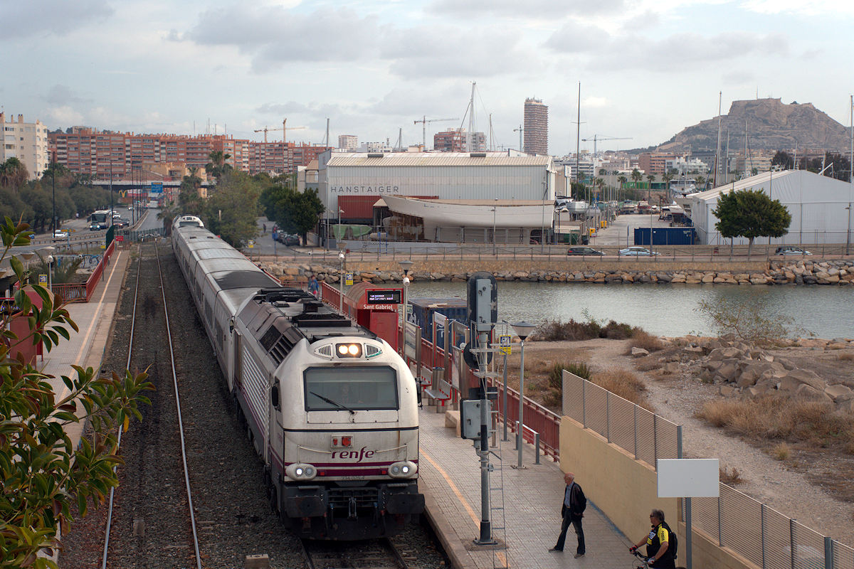 SÉRIE 334 RENFE • 334-025-4 | 334-015-5