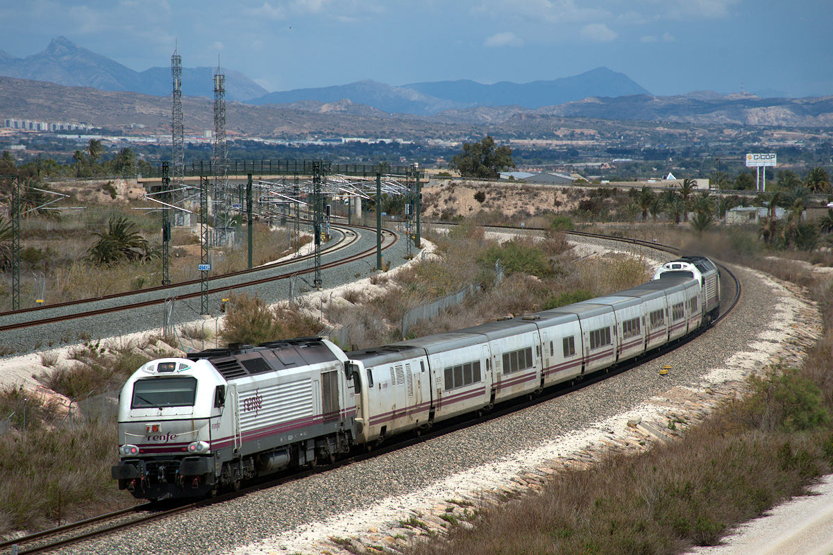 SÉRIE 334 RENFE • 334-025-4