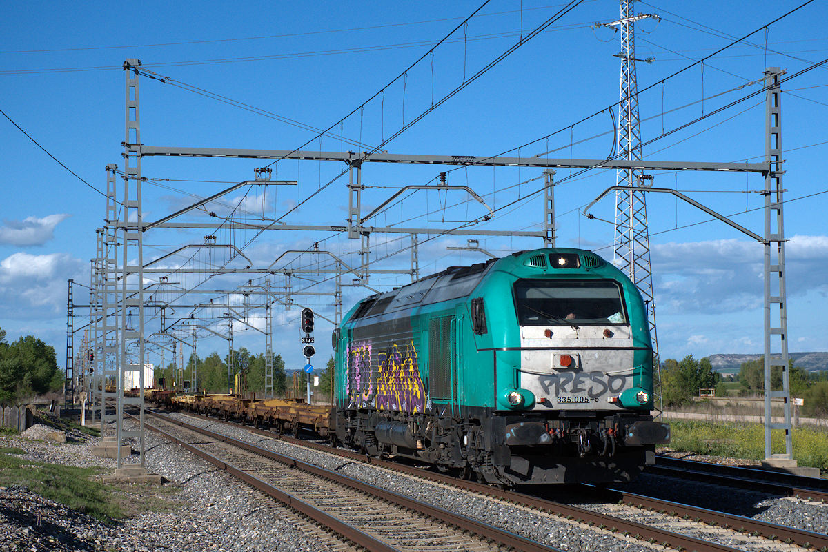 SÉRIE 335 TRANFESA RAIL • 335-005-5