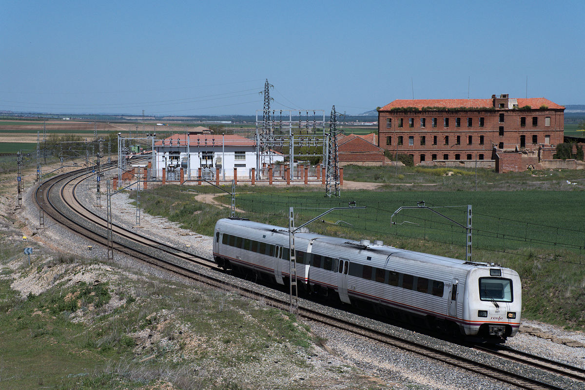 SÉRIE 594 RENFE • MEDIA DISTANCIA 18308 PALENCIA > SALAMANCA-LA ALAMEDILLA
