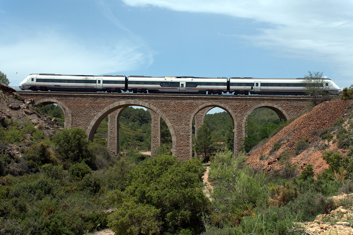 SÉRIE 599 RENFE • VIADUC DE LA FUENSANTA