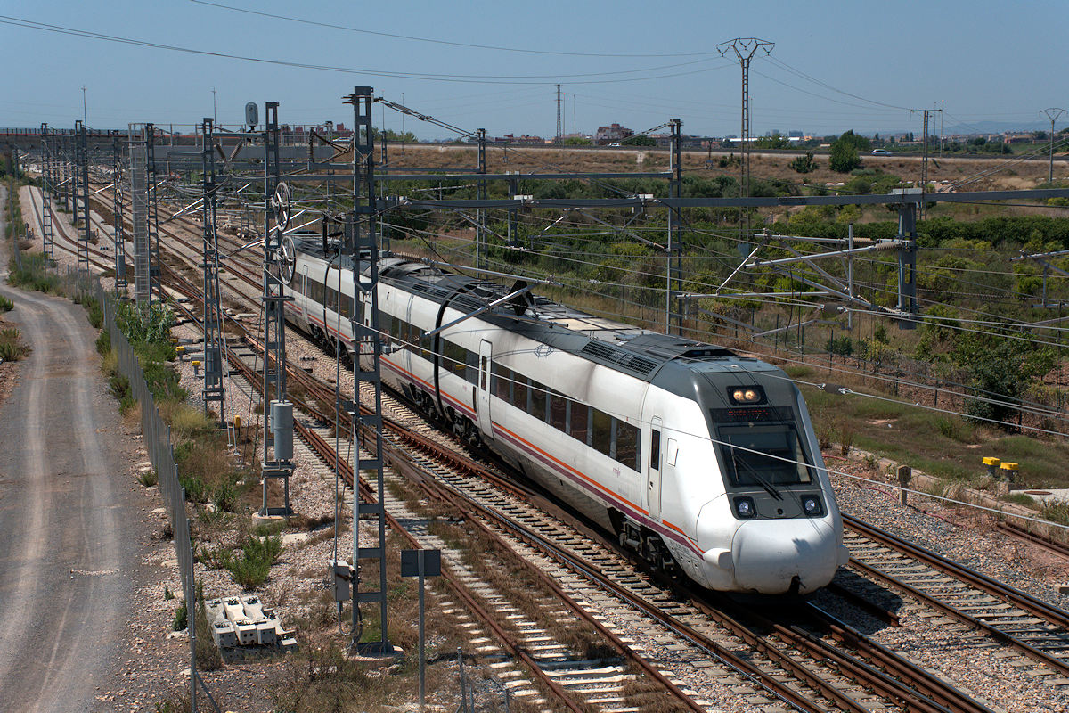 SÉRIE 599 RENFE • 9-599-027-0/9-599-028-8