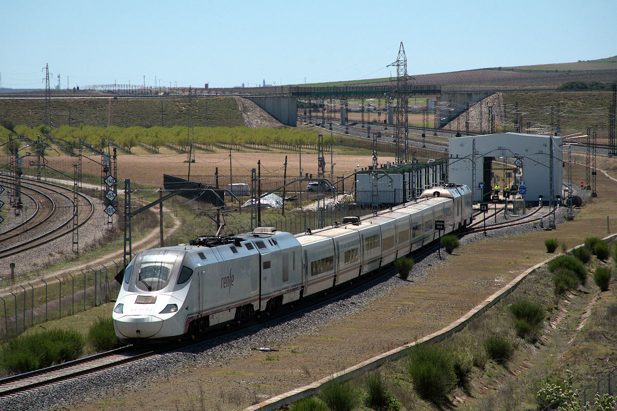 SÉRIE 730 RENFE • ALVIA 04143 ALICANTE/ALACANT > SANTANDER