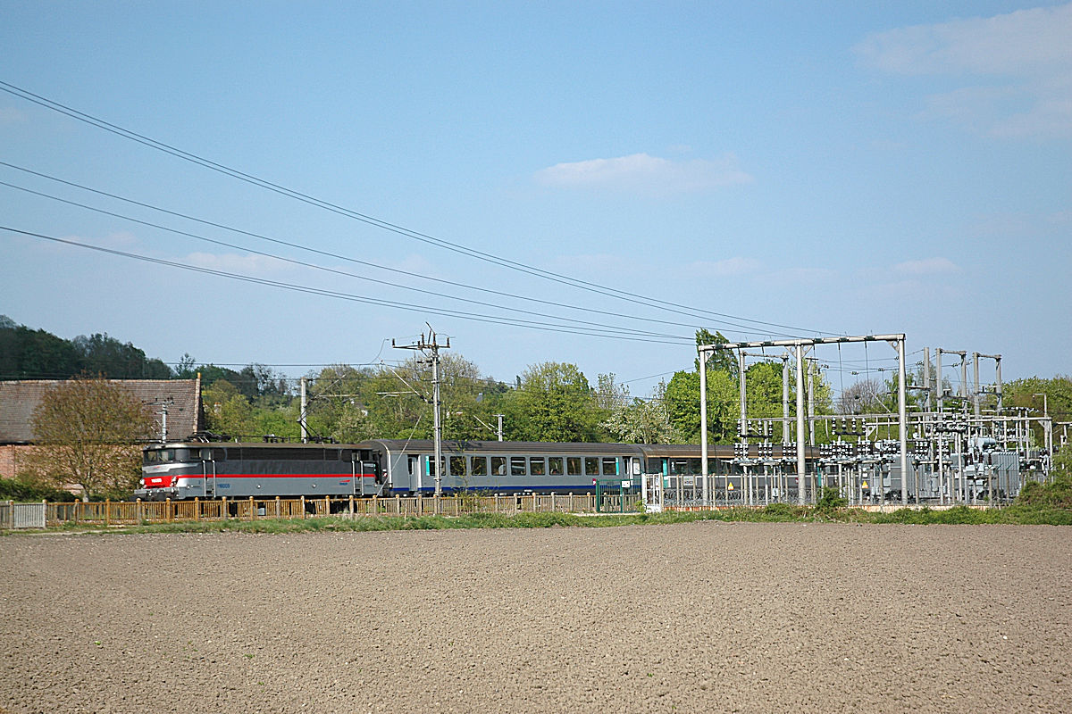Ligne Creil – Jeumont • PN 25