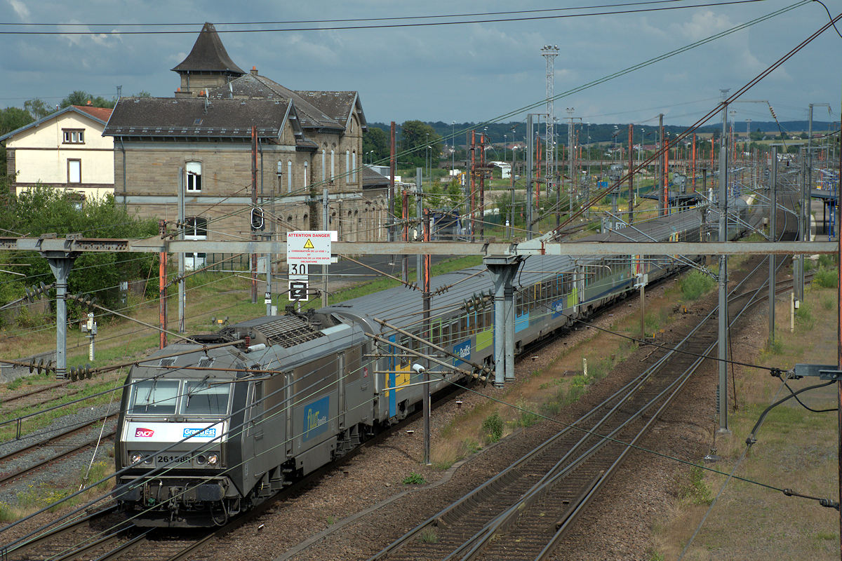 BB 26158 GRAND EST • TER 839174 STRASBOURG > PARIS-EST