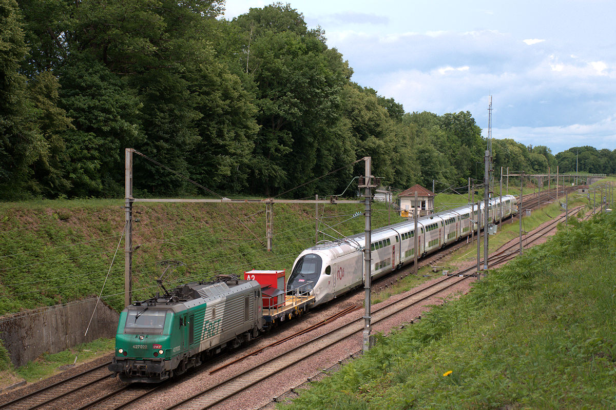BB 27022 HEXAFRET• TGV-M 1009