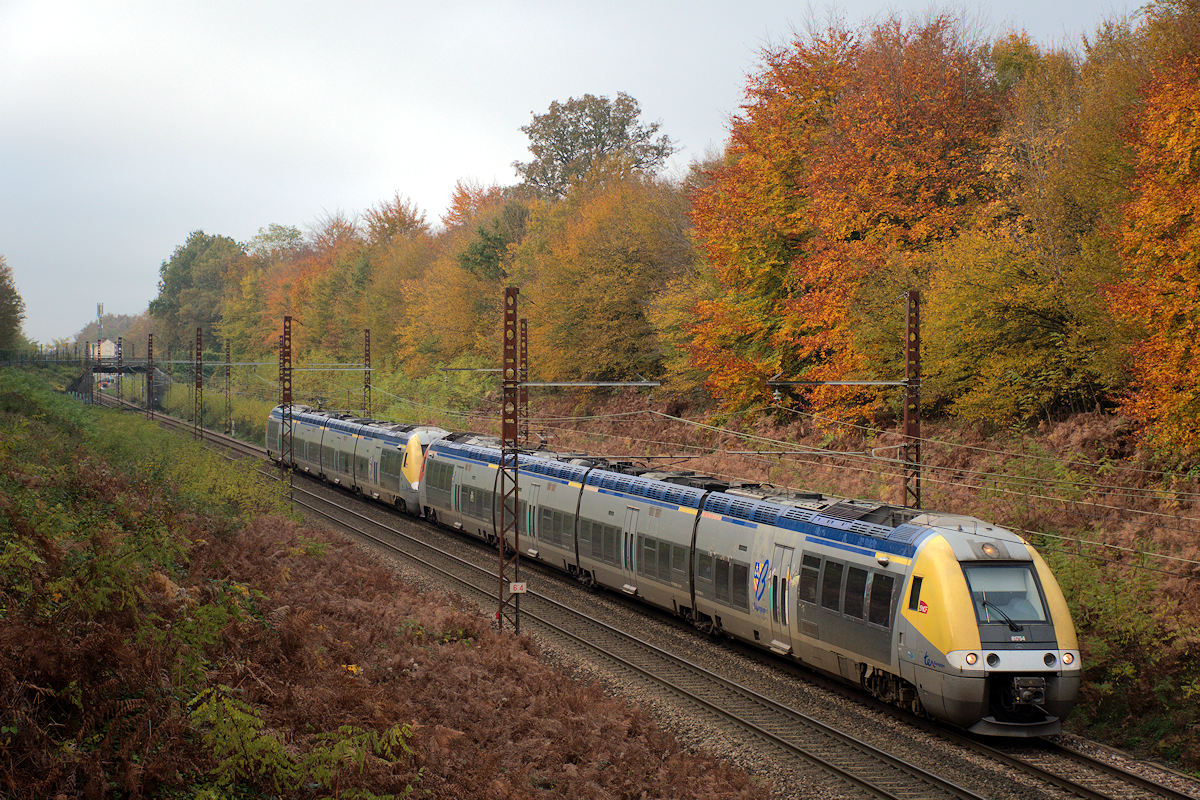 B 81754/B 81753 BOURGOGNE-FRANCHE-COMTÉ + B 81766/B 81765 BOURGOGNE-FRANCHE-COMTÉ