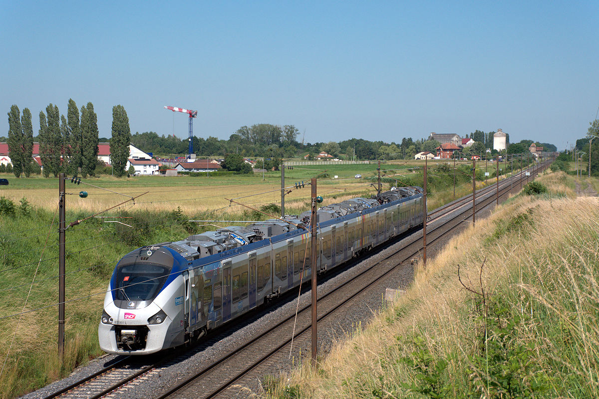 B 83561/B 83562 L GRAND EST • TER 830305 METZ > STRASBOURG
