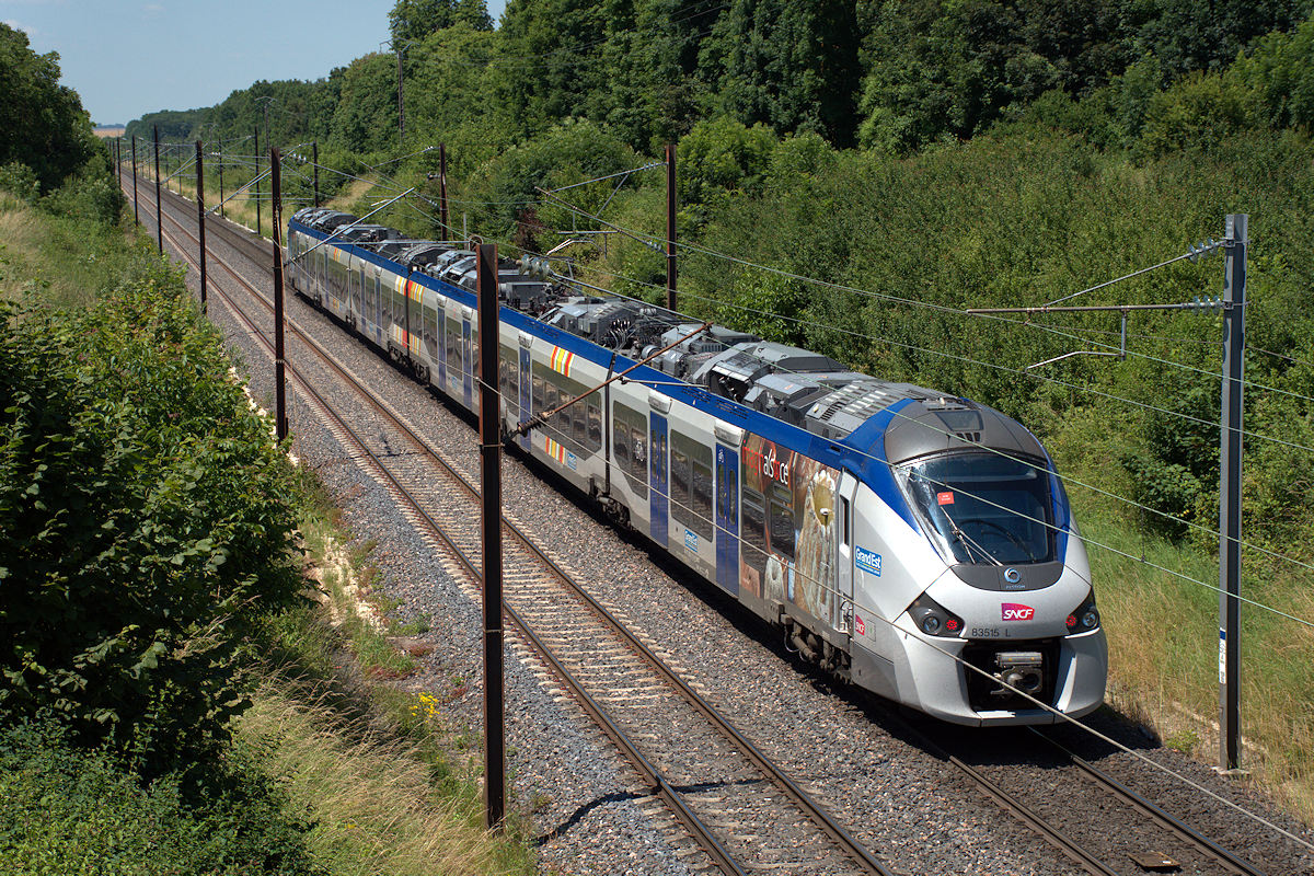 B 83515/B 83516 L GRAND EST • TER 830308 STRASBOURG > METZ