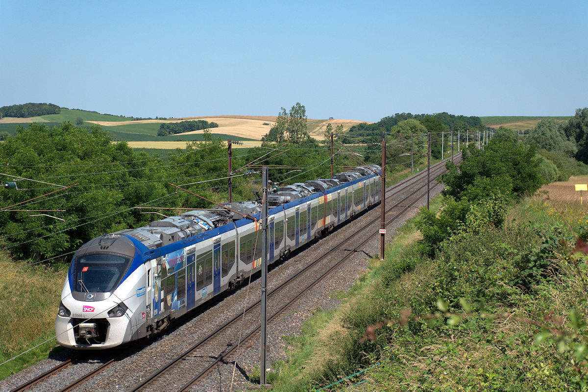 B 83565/B 83566 L GRAND EST • TER 830310 STRASBOURG > METZ