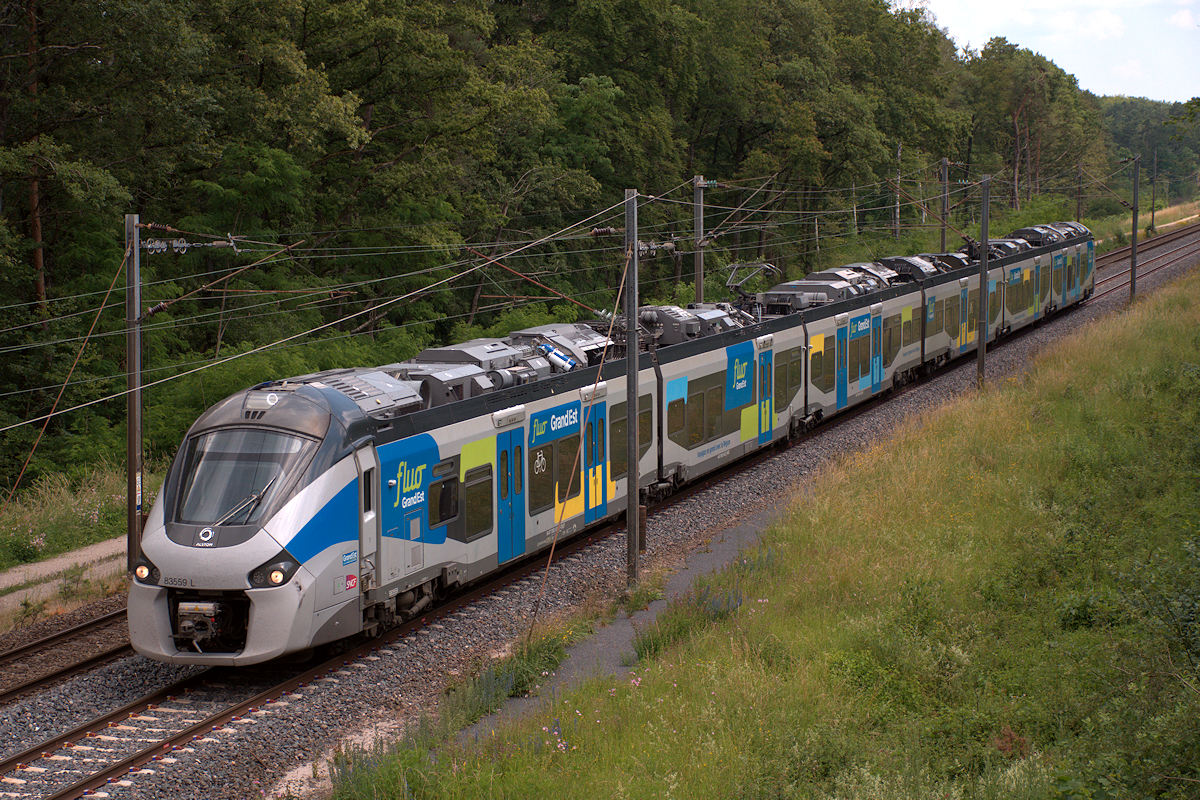 B 83559/B 83558 L GRAND EST • TER 835020 STRASBOURG > NANCY