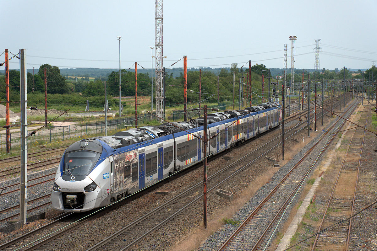 B 83571/B 83572 L GRAND EST • TER 835038 STRASBOURG > NANCY