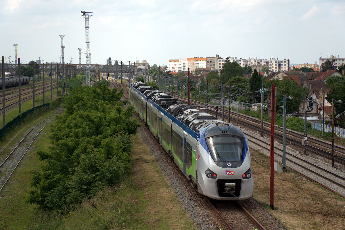 B 84500 HAUT-DE-FRANCE