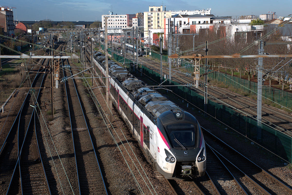 B 85017/B 85018 L GRAND EST
