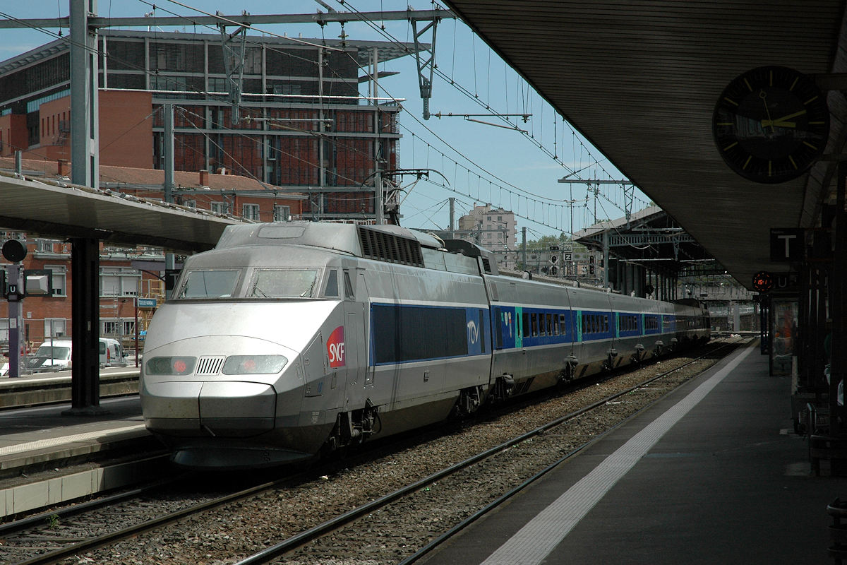 TGV 18
