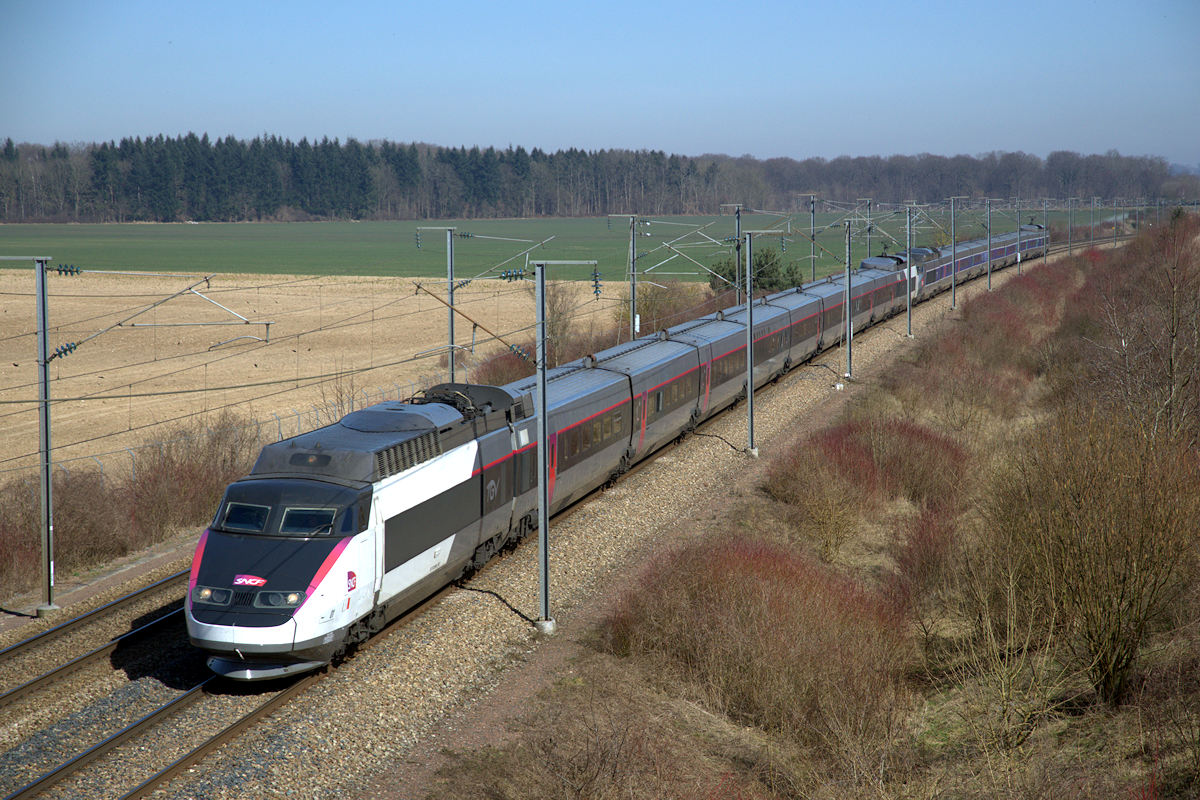 TGV 01