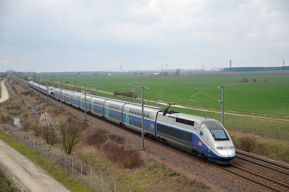 TGV 5167 MONTPELLIER-SAINT-ROCH - LILLE-EUROPE / TGV 9861 TOULON - BRUXELLES-MIDI