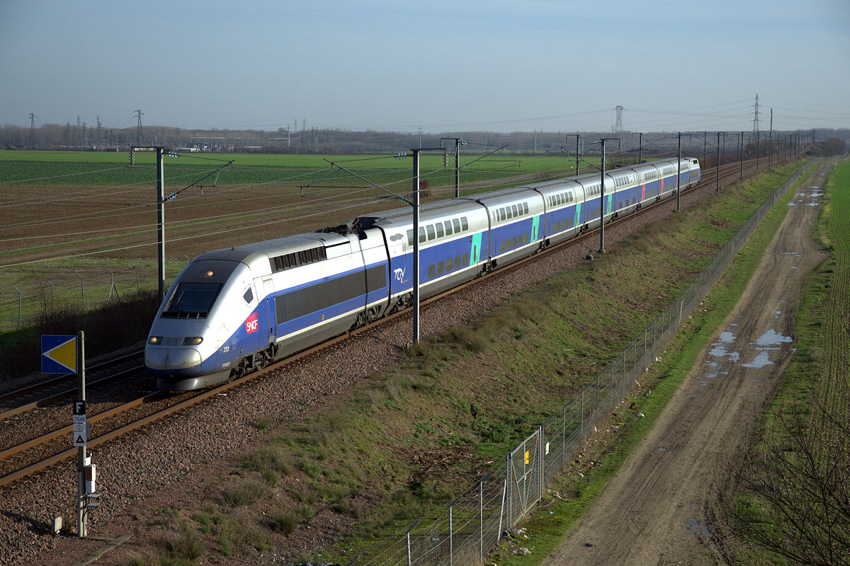TGV 233