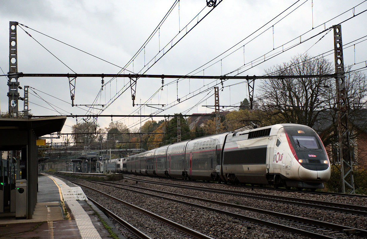 TGV 297 + TGV 263 • TGV INOUI 34613 PARIS-GARE DE LYON > LYON-PART-DIEU