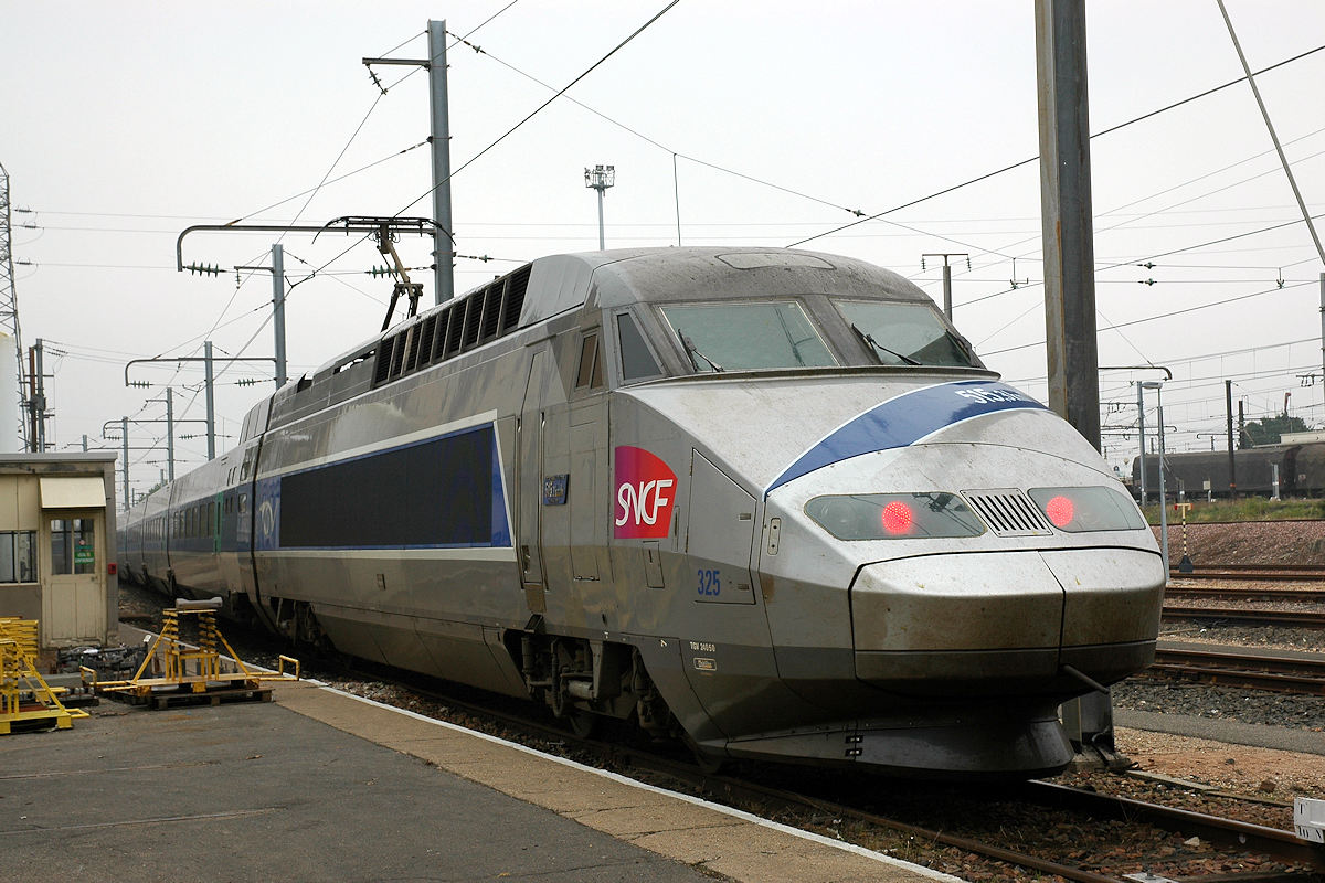 TGV 325 RECORD MONDIAL DU 18 MAI 1990 (515,3 KM/H)