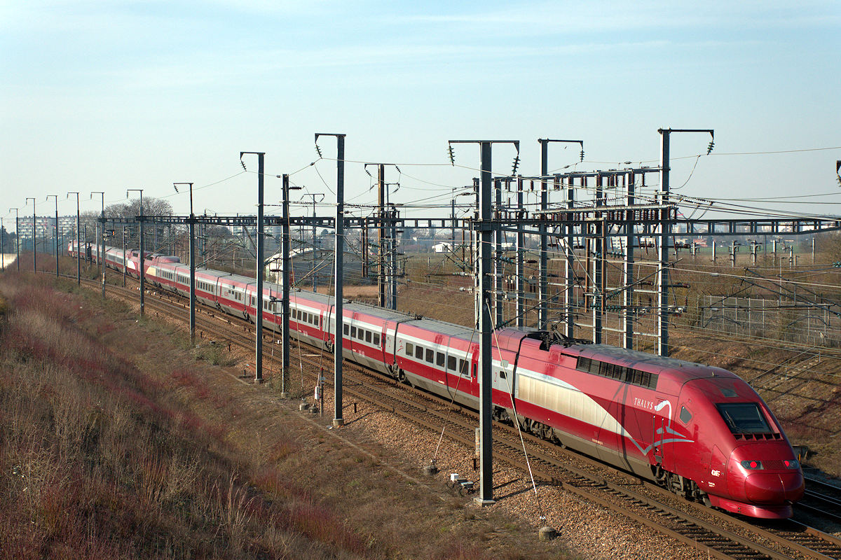 TGV 4305 + TGV 4332