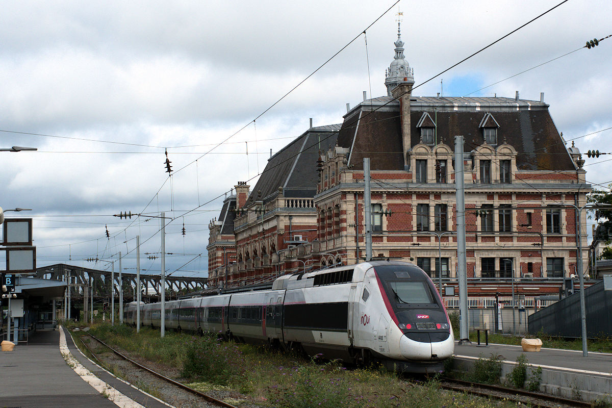 TGV 4410 • TGV INOUI 7130 VALENCIENNES > PARIS-NORD