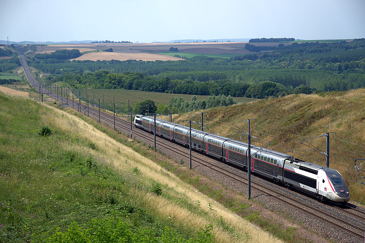 TGV 4709