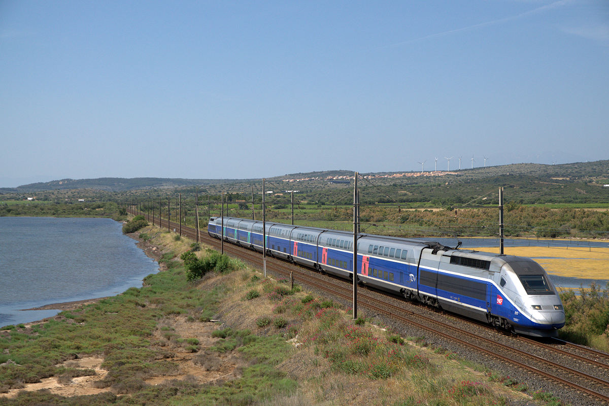 TGV 810