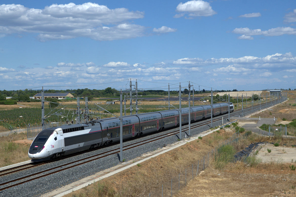 TGV 815