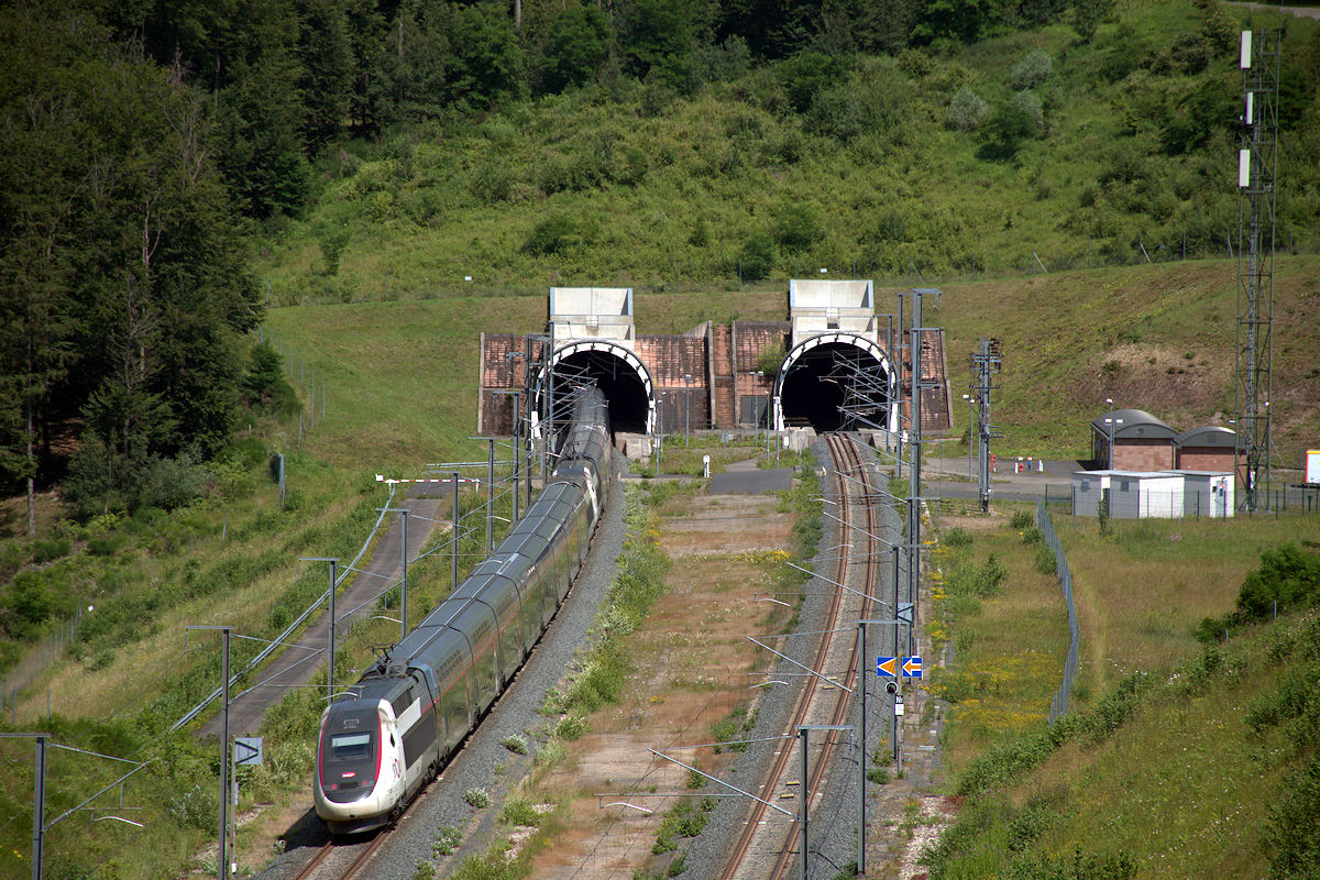 TGV 4700 • TGV INOUI DB/SNCF 9575 PARIS-EST > STUTTGART HBF