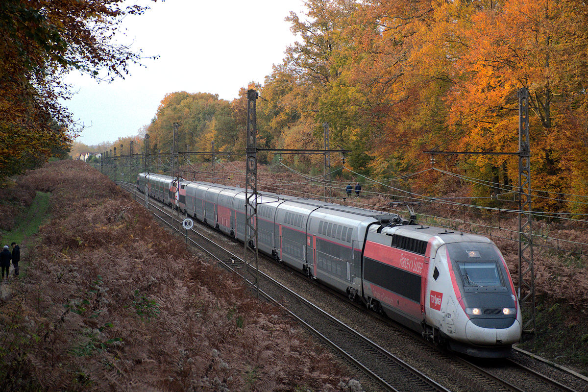 TGV 4725 + TGV 261 • TGV LYRIA 9781/9791 PARIS-GARE DE LYON > GENÈVE CORNAVIN