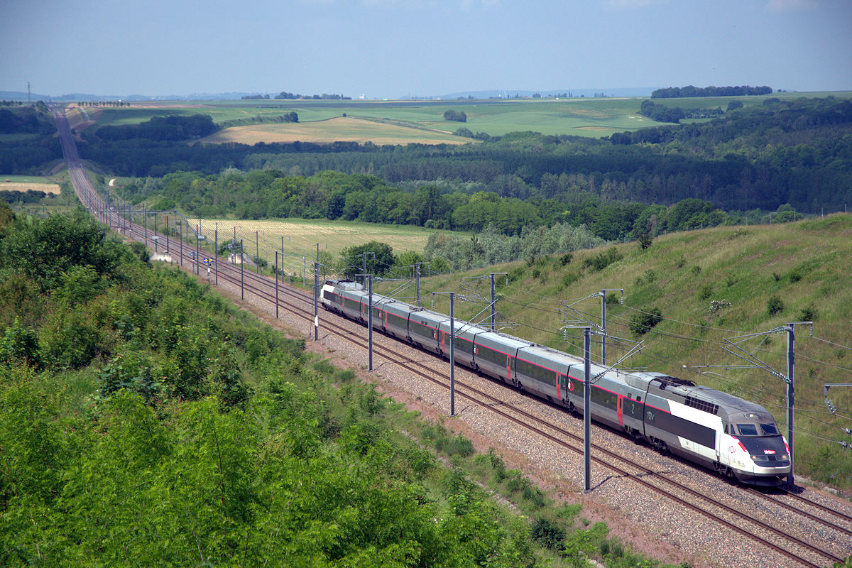 TGV 523