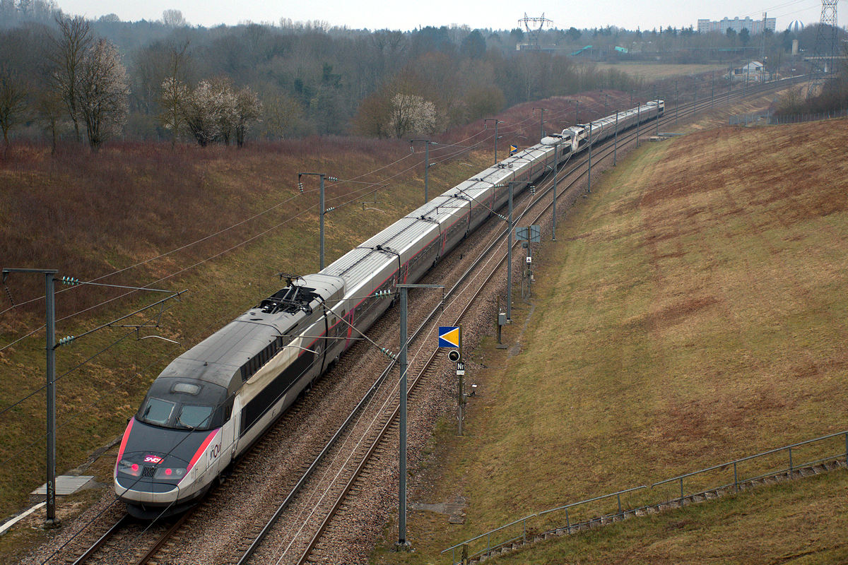 TGV 537 + TGV 4417
