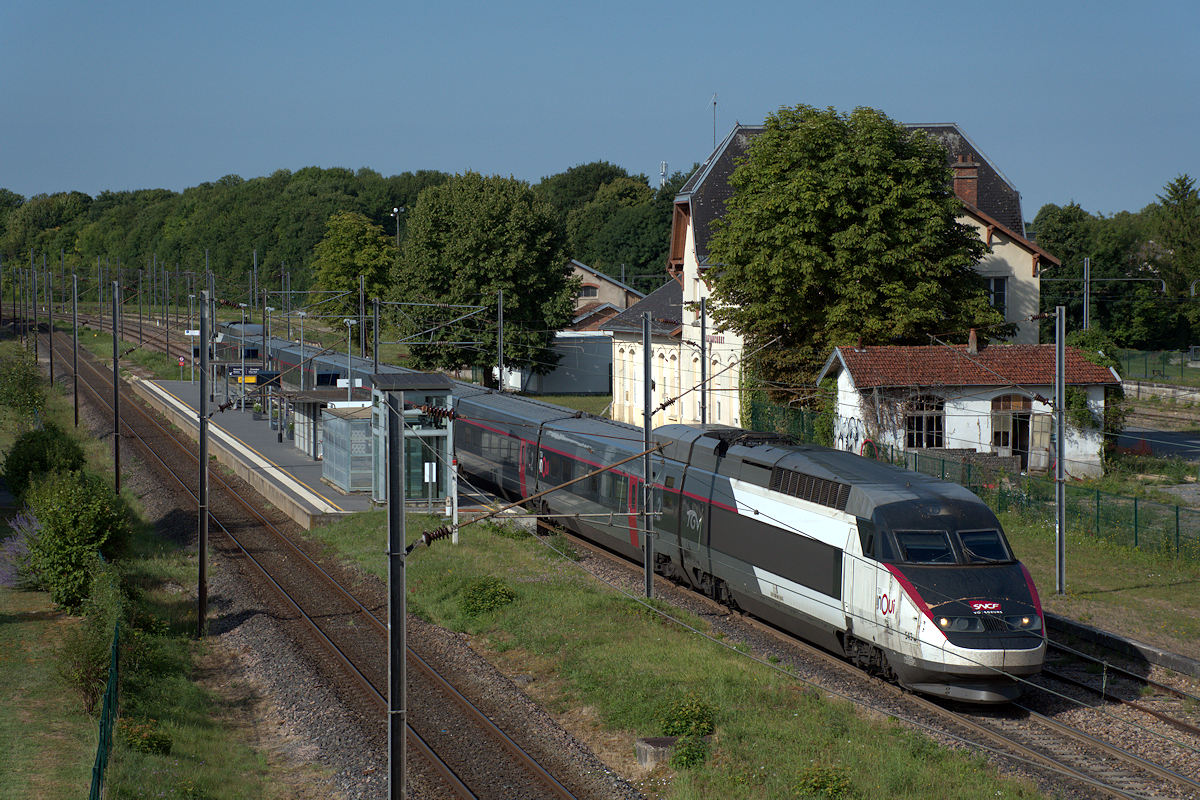 AUTOUR DE REIMS
