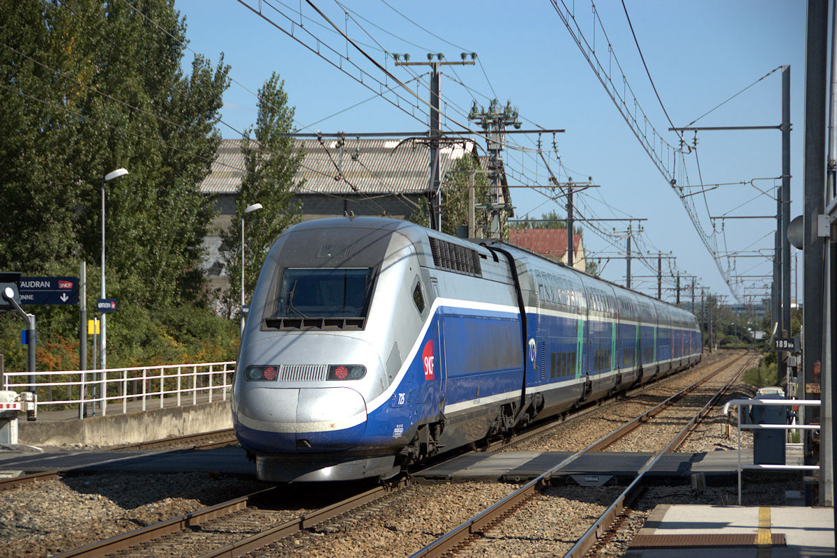 TGV 725