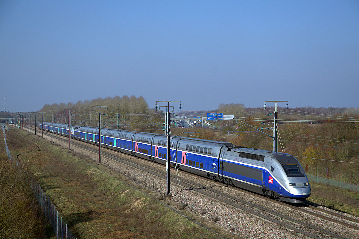 TGV 711 + TGV 707