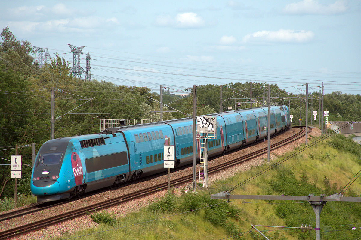 TGV 789 OUIGO